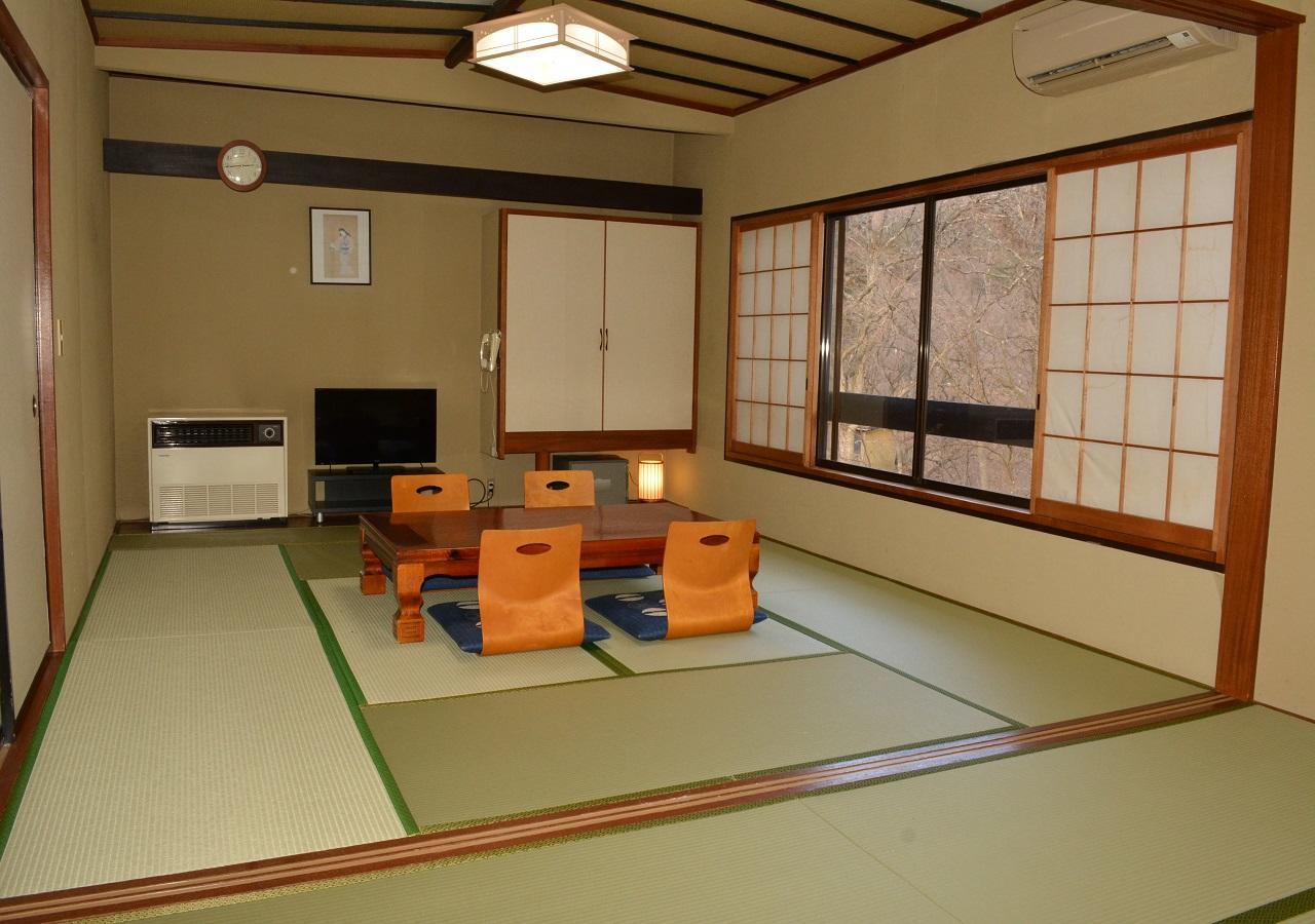 Itoen Hotel Oze Oigami Sanrakuso Numata  Экстерьер фото